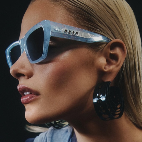 NWT QUAY Limited Edition No Apologies Sunglasses - Picture 6 of 11